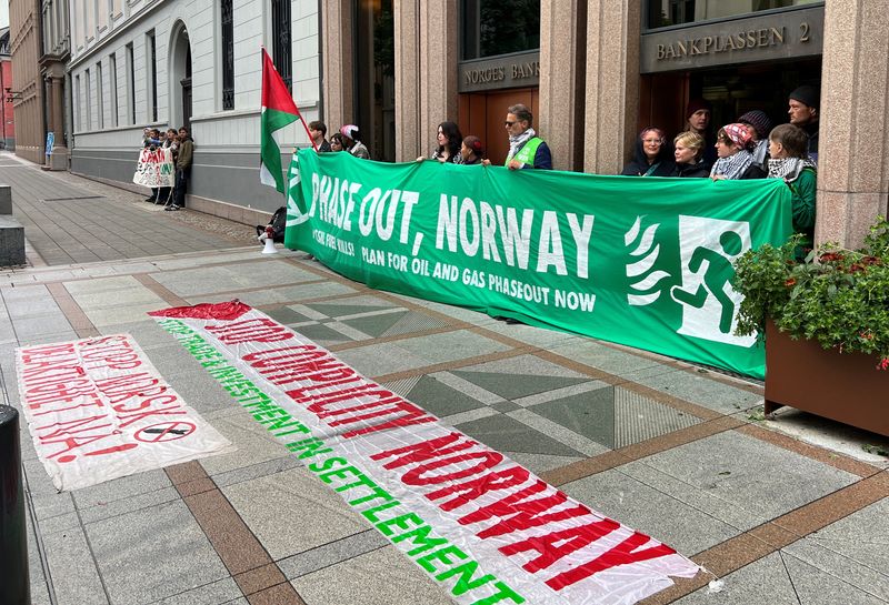 Analysis-Norway's giant fund in election crosshairs over Israel investments