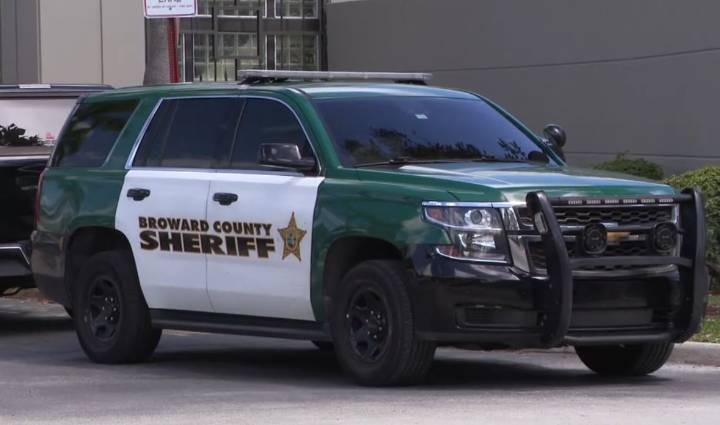 Teen arrested in fatal stabbing of 14-year-old in Oakland Park, authorities say
