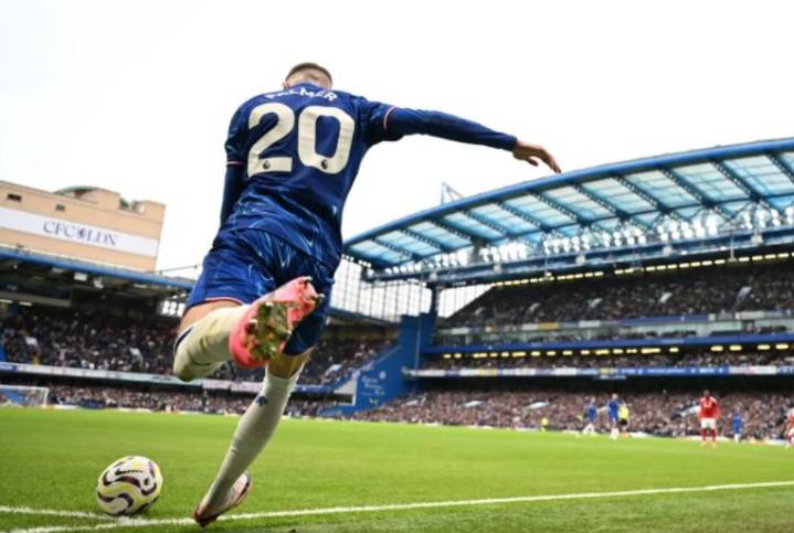 El CEO de la Premier League rechaza reducir clubes en la competición doméstica y critica la saturación del calendario por FIFA y UEFA
