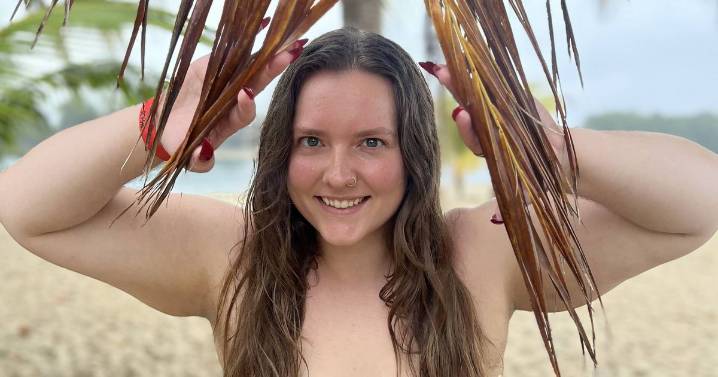 Woman stops wearing underwear after knickers mistake left her in hospital