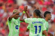 El FC Barcelona abrió la liga con una goleada no exenta de polémica