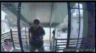 VIDEO: Man attempts to break into Santa Fe apartment wielding knives