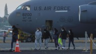 Ruanda recibe a los primeros siete migrantes deportados de EE.UU. como parte de un acuerdo con Washington