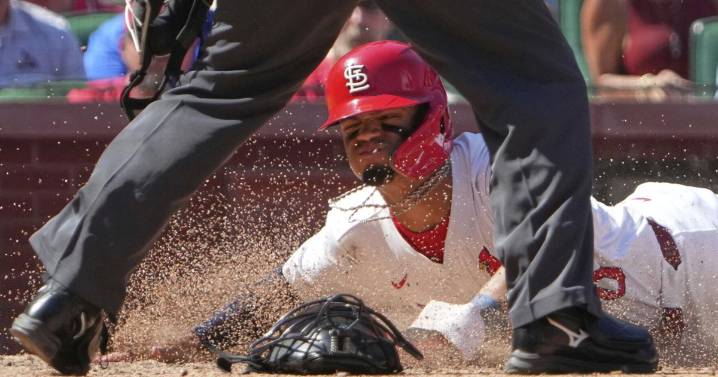 Jordan Walker homers in 3-run 7th inning to help Cardinals beat Pirates 4
