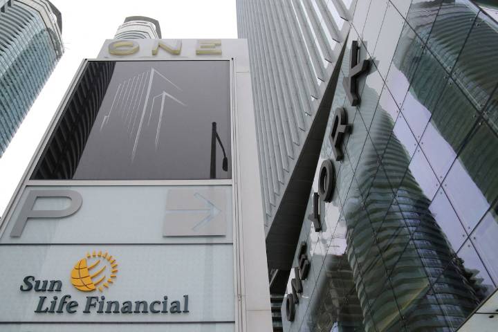 Sun Life shares fall as Medicaid funding uncertainty prompts revision to U.S. dental forecast