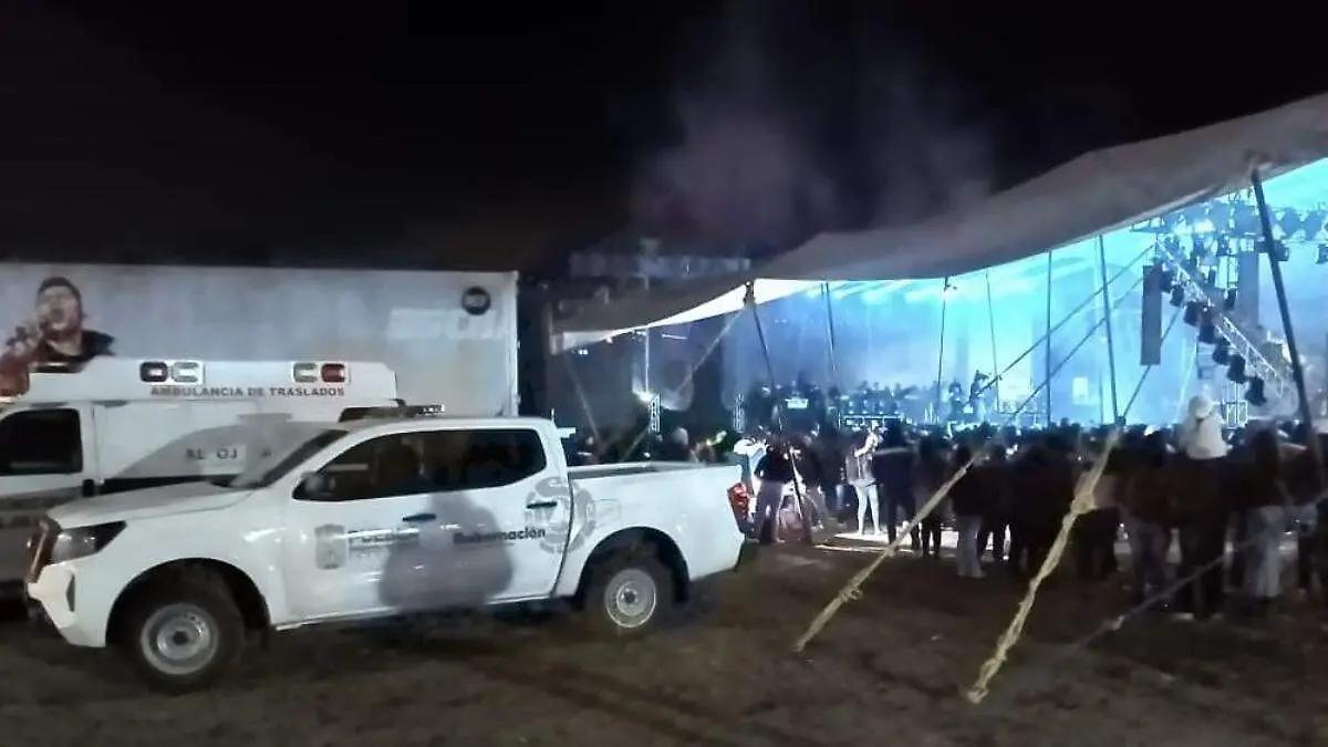 Abuchean e insultan a presidente del Concejo durante Feria de Chalchicomula de Sesma y funcionario responde