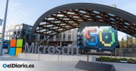 Trabajadores de Microsoft protestan en la sede central de la compañía en EEUU por su colaboración con el ejército israelí