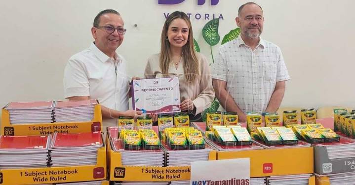 HOYTamaulipas apoya regreso a clases; dona útiles a Lucy de Gattás