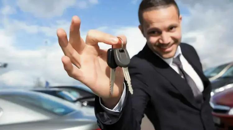 Reportan tercer fraude por venta de autos con transferencias falsas en Nogales