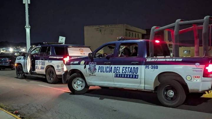 Policías estatales se accidentan en carretera rumbo a Guadalupe y Calvo