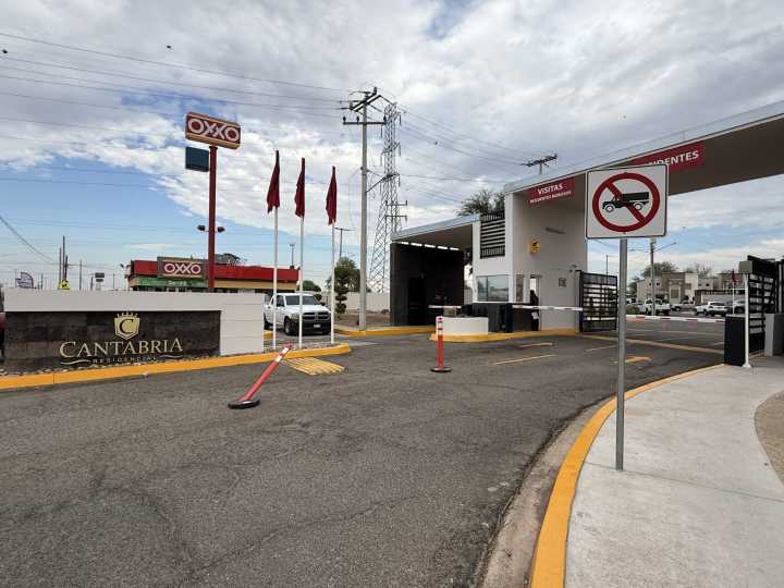 Detienen a dos sujetos implicados con agresión a periodista, entre ellos un Policía Municipal