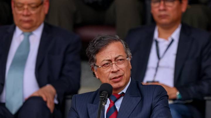 “No vamos porque no queramos”: Gustavo Petro argumentó por qué no estará en las honras fúnebres de Miguel Uribe Turbay