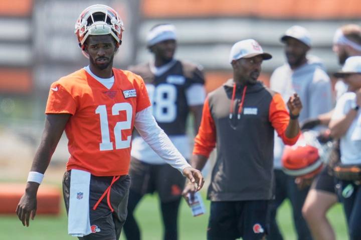 Cleveland Browns to start Shedeur Sanders Friday: Report