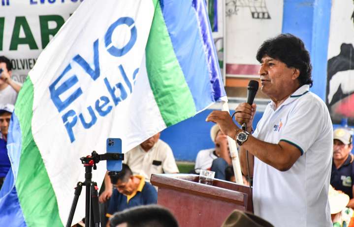 Evo Morales inicia registro de militantes para el reconocimiento de su partido en Bolivia