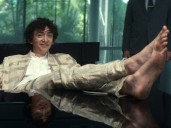 'Alien: Earth' features a barefoot trillionaire. He echoes 'what's happening right now in the world,' says the actor who plays him.