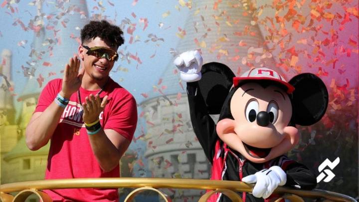 Disney-NFL Deal One of ESPN’s ‘Most Important Steps’ Since 1987, Iger Says
