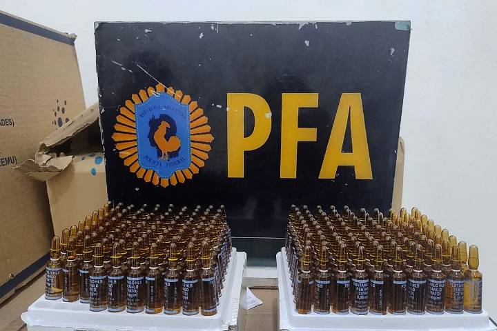 Ante muertes por fentanilo adulterado, Milei adelanta su campaña electoral en Argentina