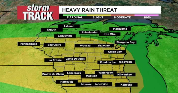 Heavy rainfall chances this weekend