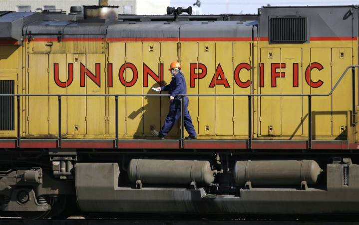 Trump fires Democratic member of Surface Transportation Board ahead of huge rail merger decision