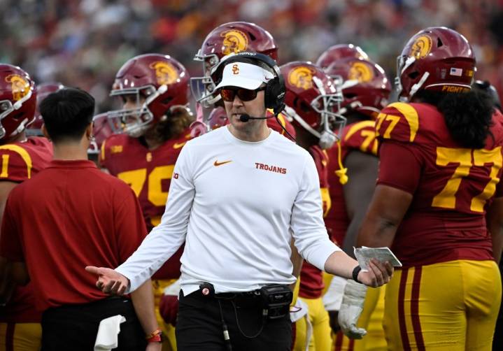 Missouri State at USC: Who has the edge in the football season opener?