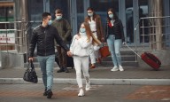 Tres muertes y más de 80 casos confirmados en Nueva York: Estos son los síntomas de la bacteria que se propaga en torres de refrigeración, duchas y jacuzzis