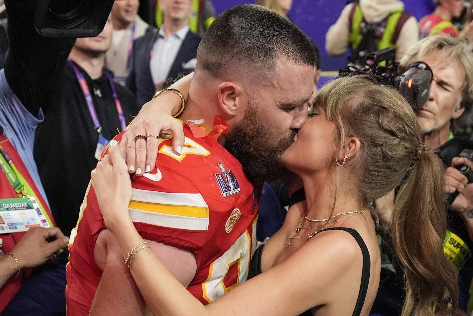 Taylor Swift and Travis Kelce are engaged