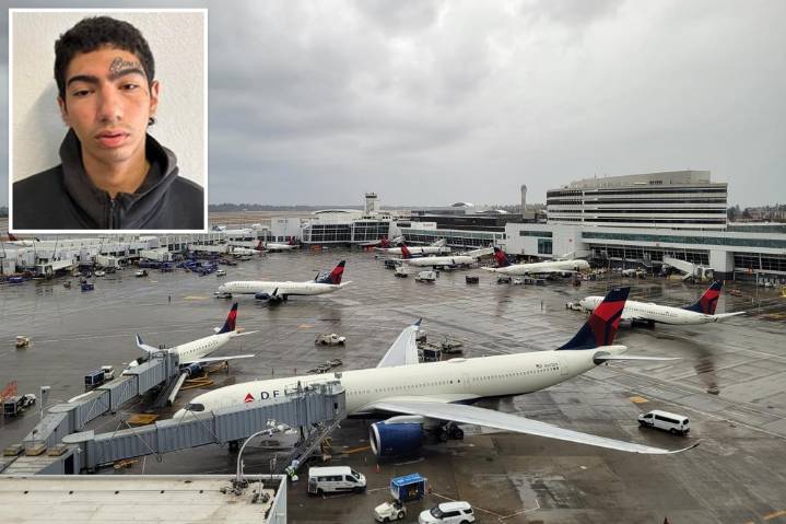 Prisoner on the run after dramatic escape from Seattle airport