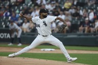 White Sox score five in fifth inning to beat Tigers 9