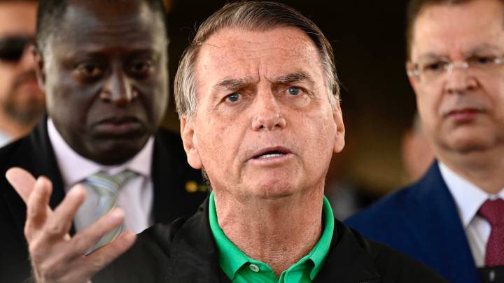 Brazil's Bolsonaro arrested, adding to tensions with Trump