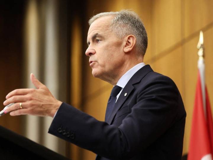 Carney's elbows disappear but he's making the right move