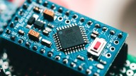 Estados Unidos incorpora rastreadores en envíos de chips de IA para detectar desvíos a China