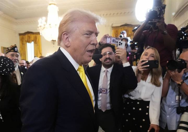 Appeals court tosses judge's contempt finding against Trump administration in prison deportations
