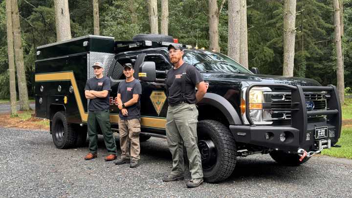 Dover man leads Delaware's crew battling wildfires in Western states