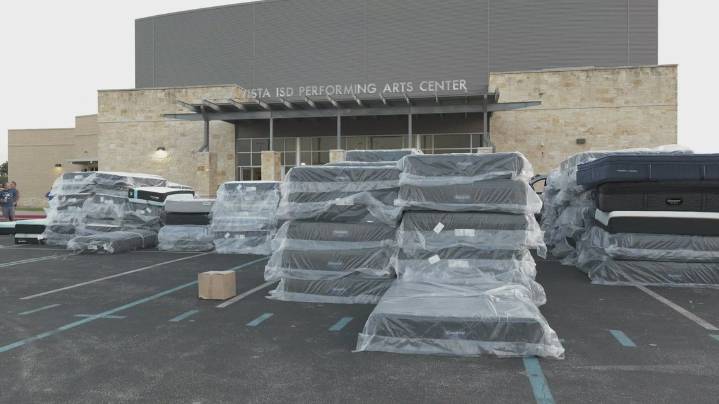 Mattress Mack aids Texas flood victims with 400 mattresses