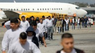 ¿Por qué los países aceptan recibir a los deportados de EEUU?