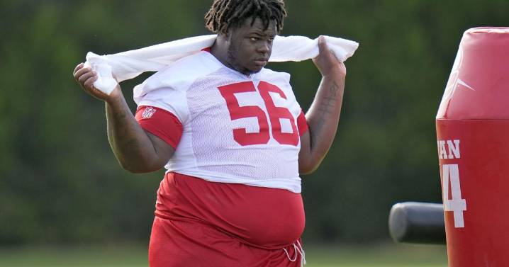 Desmond Watson, the heaviest player in NFL history, will be released by Tampa Bay, AP source says