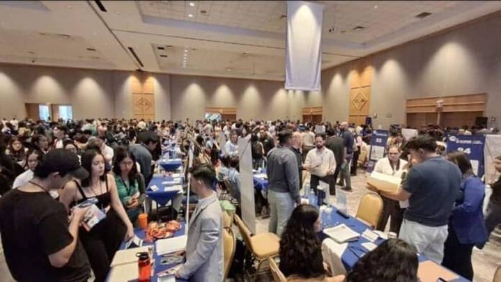 Hay tres mil 500 vacantes en Feria de Empleo