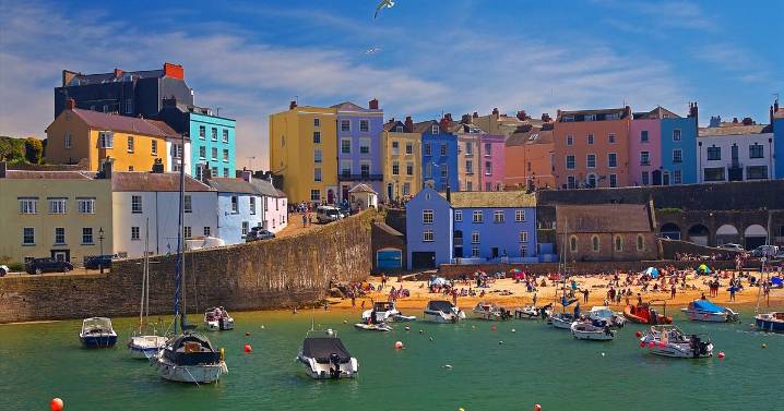 Ten idyllic seaside towns that are UK's best in a nutshell