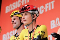 184 corredores buscan suceder a Roglic en una Vuelta que inicia en Italia