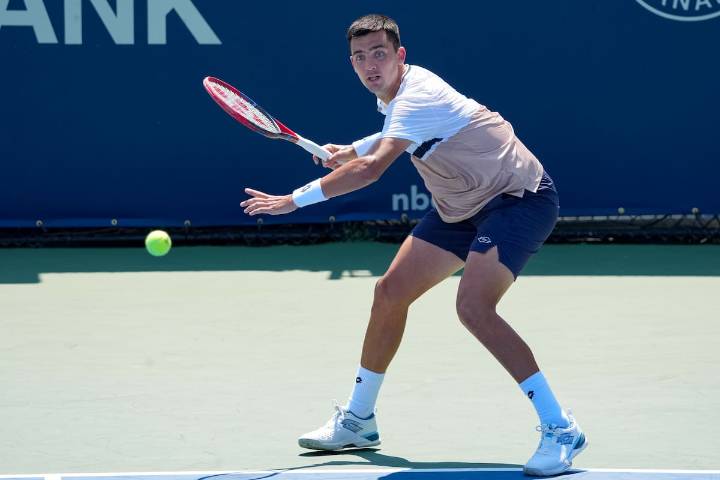 Tomás Barrios vapulea a su rival y avanza a los cuartos de final del Challenger de Barranquilla