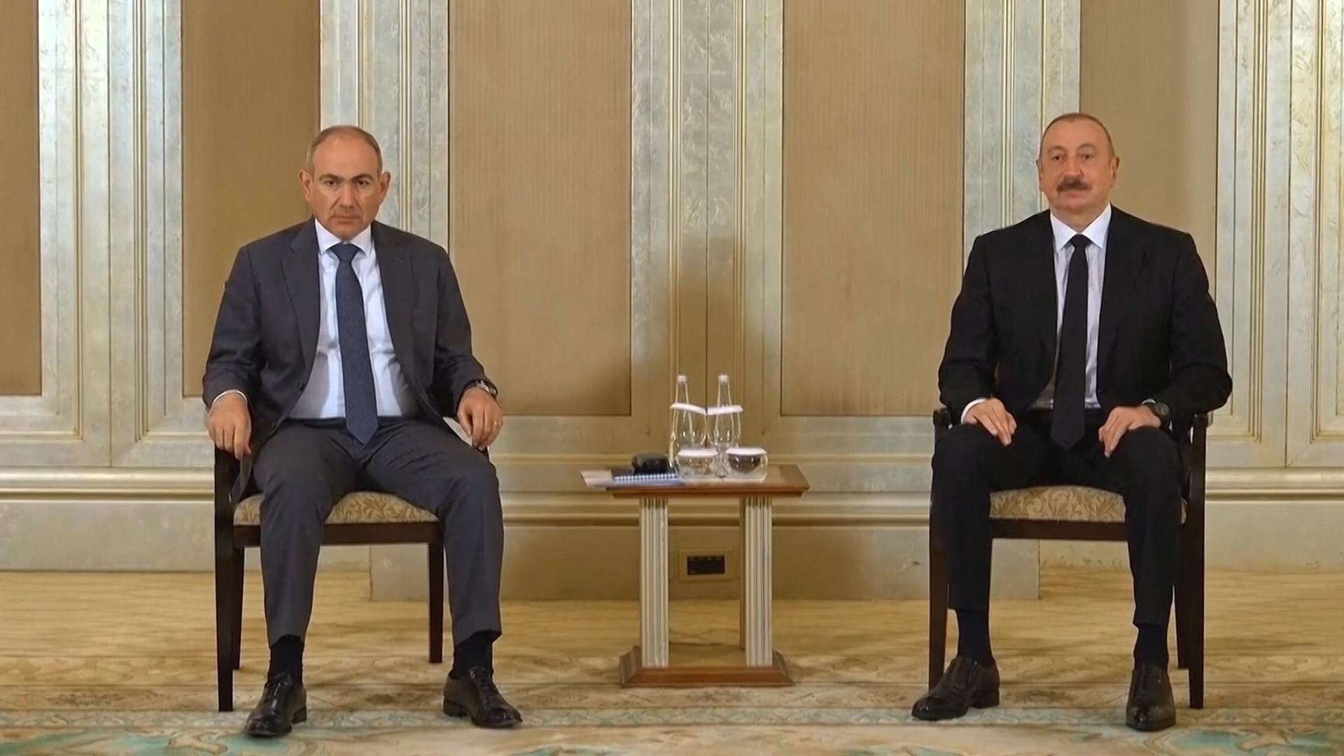 Trump meets Friday with leaders of Armenia and Azerbaijan to sign US