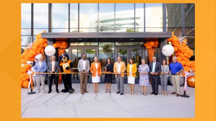 UT dedicates $85M UT Medical Center Nursing Building