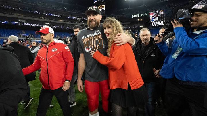 Taylor Swift, Travis Kelce announce they're engaged to be married