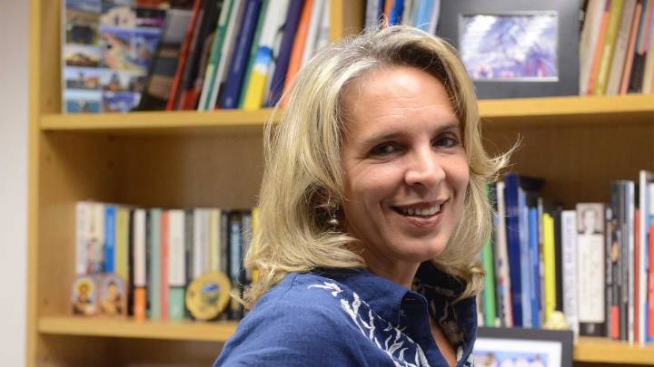 Lourdes Puente, directora de la UCA, será compañera de fórmula de Manes en Ciudad