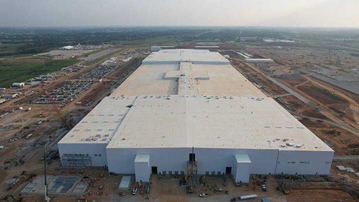 UAW says BlueOval SK workers vote to unionize