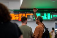 El AVE Galicia-Madrid vuelve a circular tras el visto bueno de Adif