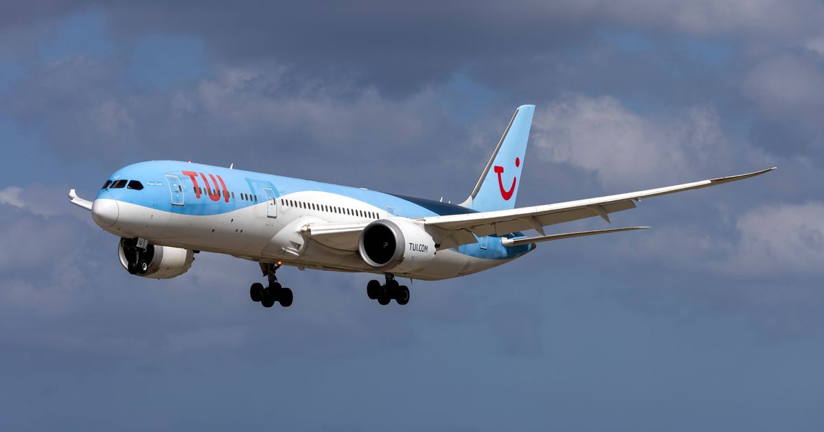 Brits 'stranded' on holiday for 26 hours after passengers removed from plane