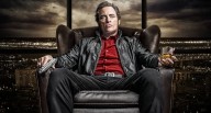 El Búho y una serie de gánsteres