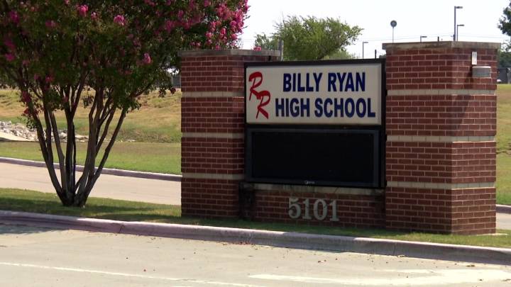 Denton ISD's communication of student stabbing criticized by parents