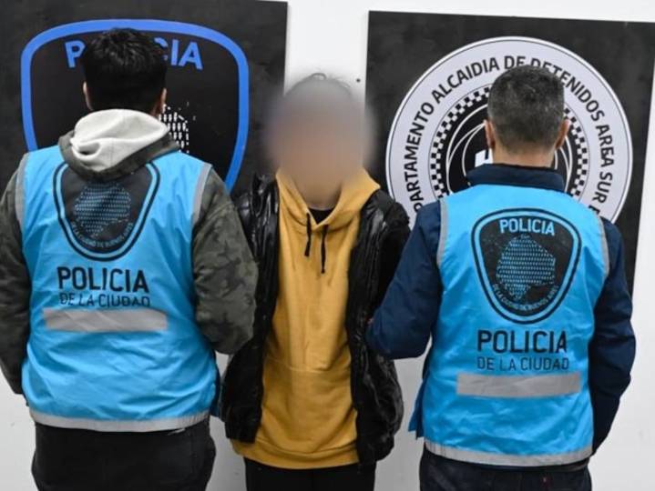 Arrestaron a un hombre que contactó a un niño de 9 años y le pidió imágenes sexuales